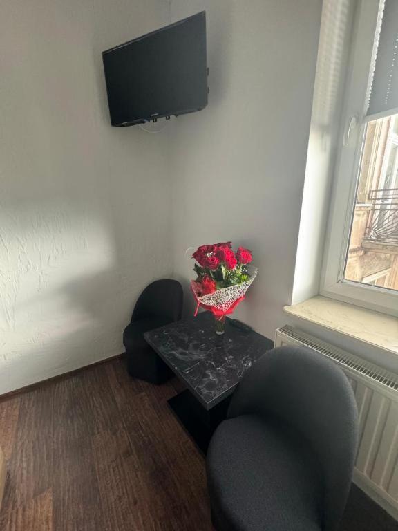 Hotelowe Pokoje Paris -Rynek Centrum- City One Κίελτσε Εξωτερικό φωτογραφία