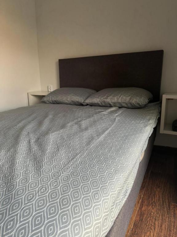 Hotelowe Pokoje Paris -Rynek Centrum- City One Κίελτσε Εξωτερικό φωτογραφία